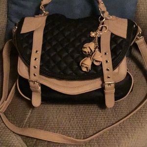 Steve Madden Rory Whipstitch Messenger Bag Medium